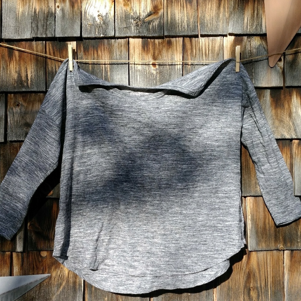 Soft grey Eddie Bauer 3/4 sleeve shirt.